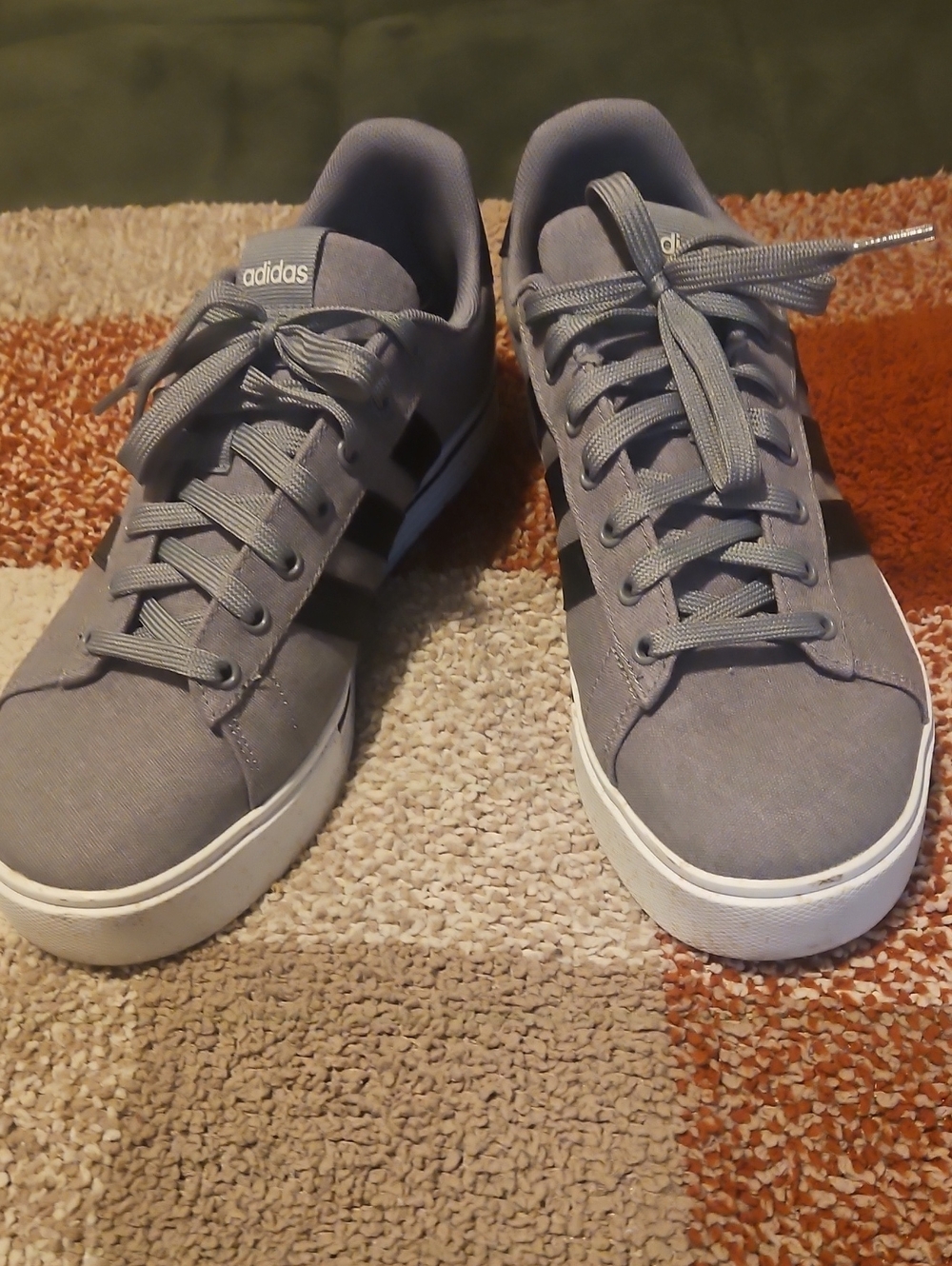 Mens adidas Gray Canvas Low-Top Sneakers with Black Stripes, Size 9.5